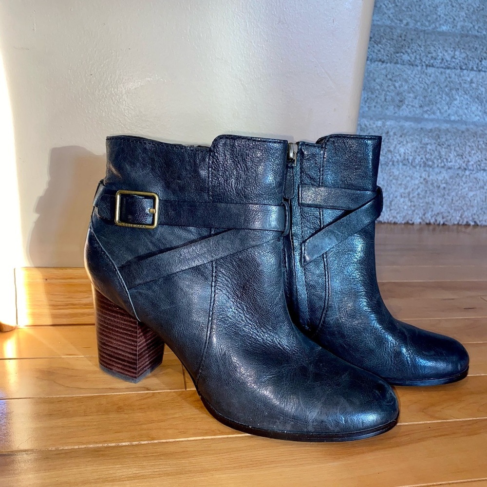 SHOES | women’s Cole Haan size 8